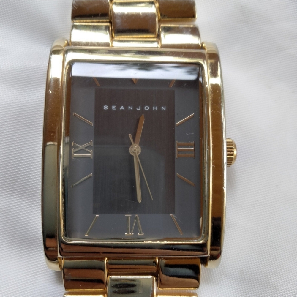 Sean John Gold Tone Stainless Steel 30mm Black Dial Quartz Tank Watch 3ATM